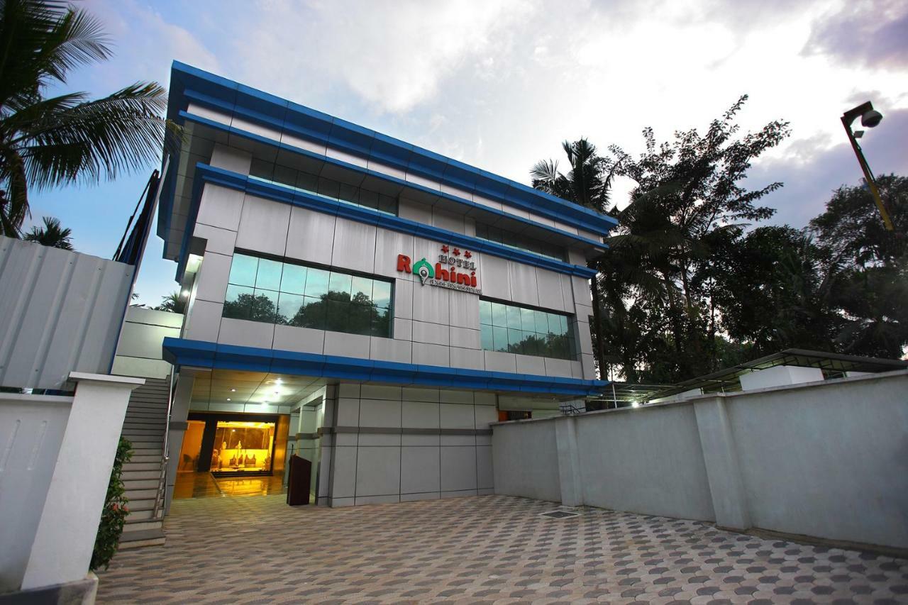 Hotel Rohini International Kallār エクステリア 写真