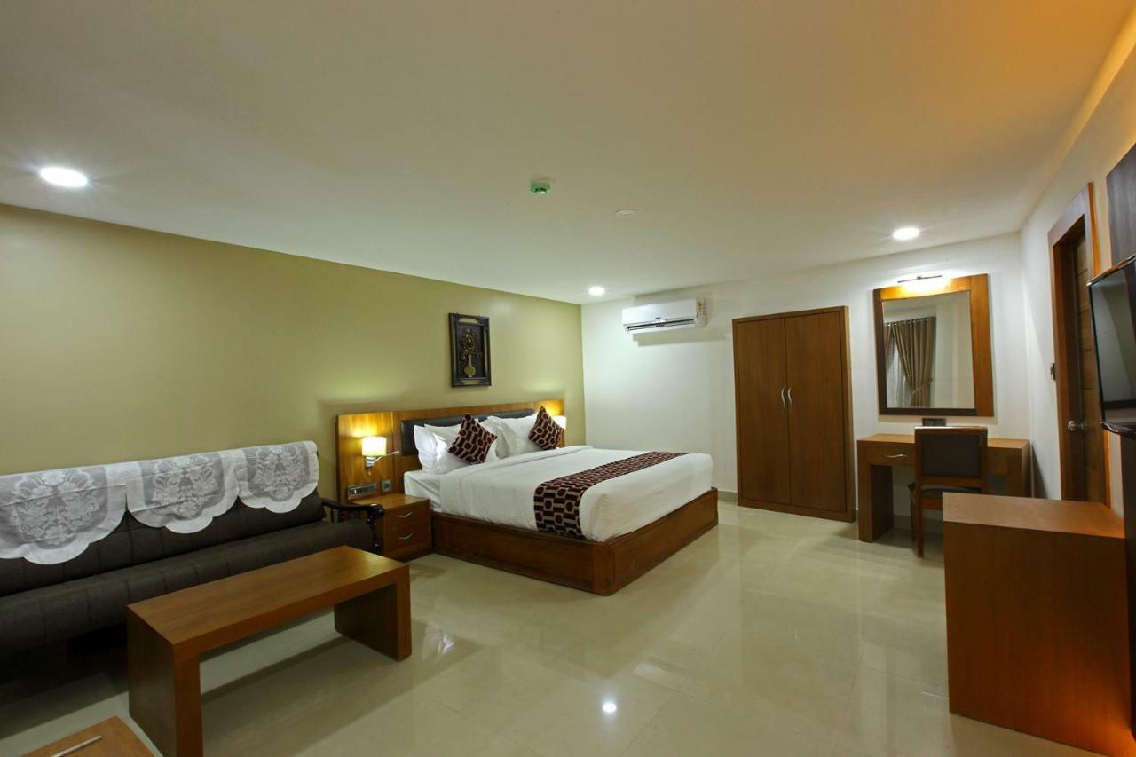 Hotel Rohini International Kallār エクステリア 写真