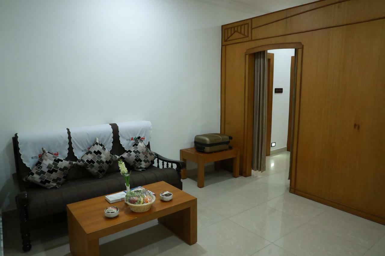 Hotel Rohini International Kallār エクステリア 写真