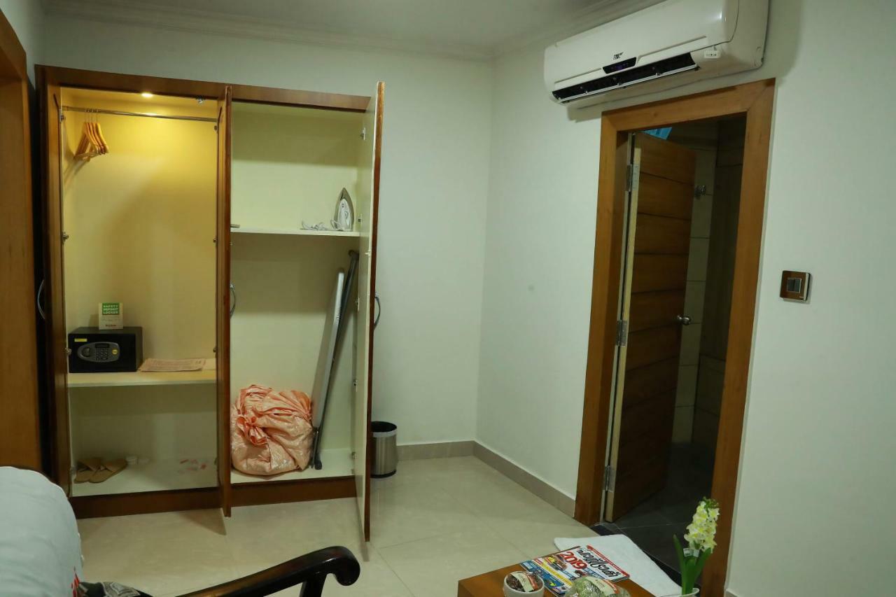 Hotel Rohini International Kallār エクステリア 写真