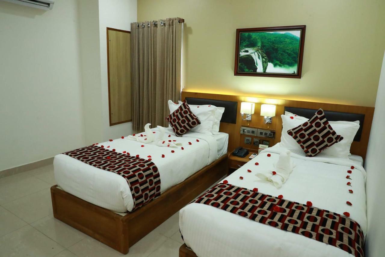 Hotel Rohini International Kallār エクステリア 写真