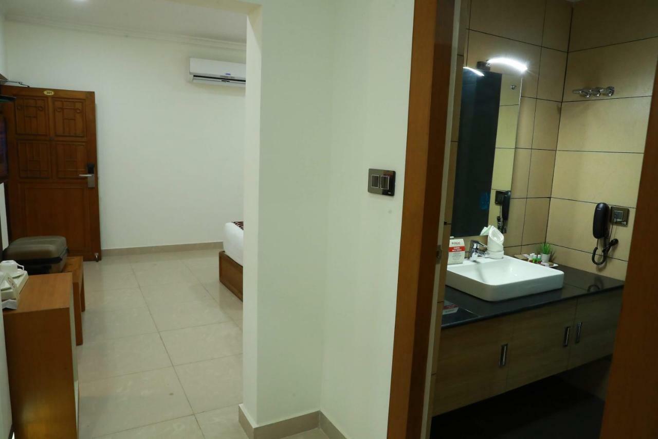Hotel Rohini International Kallār エクステリア 写真